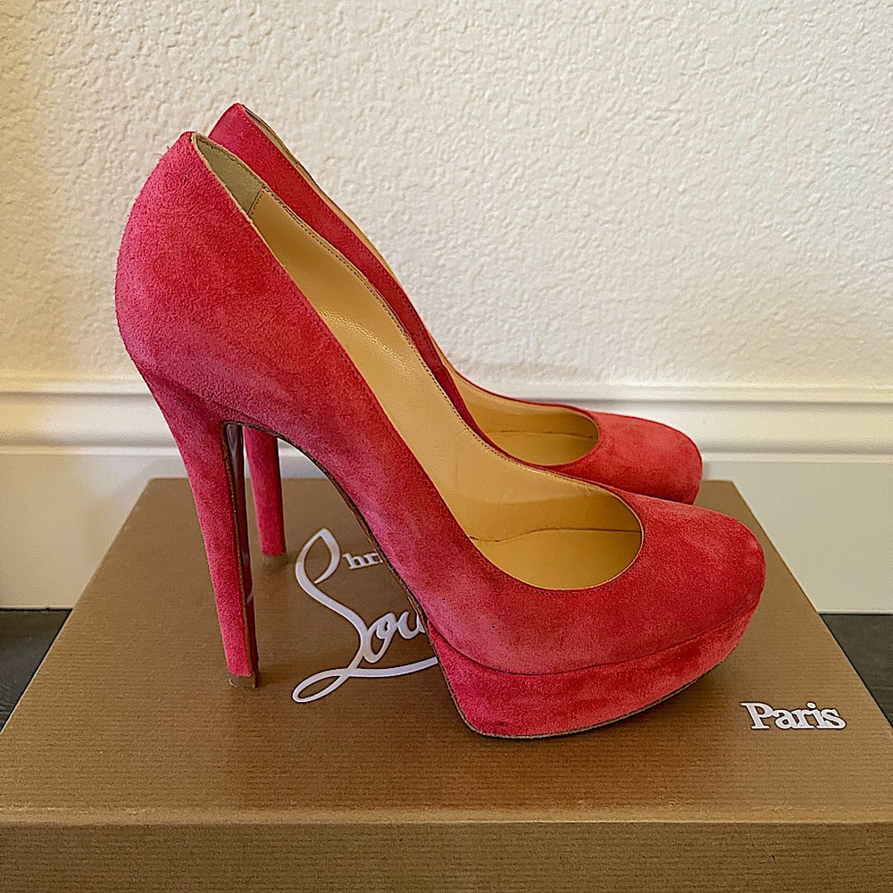 CHRISTIAN LOUBOUTIN Bianca Rose Suede Pumps